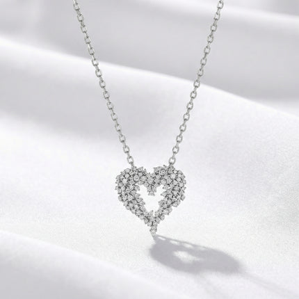 Divina Heart Necklace