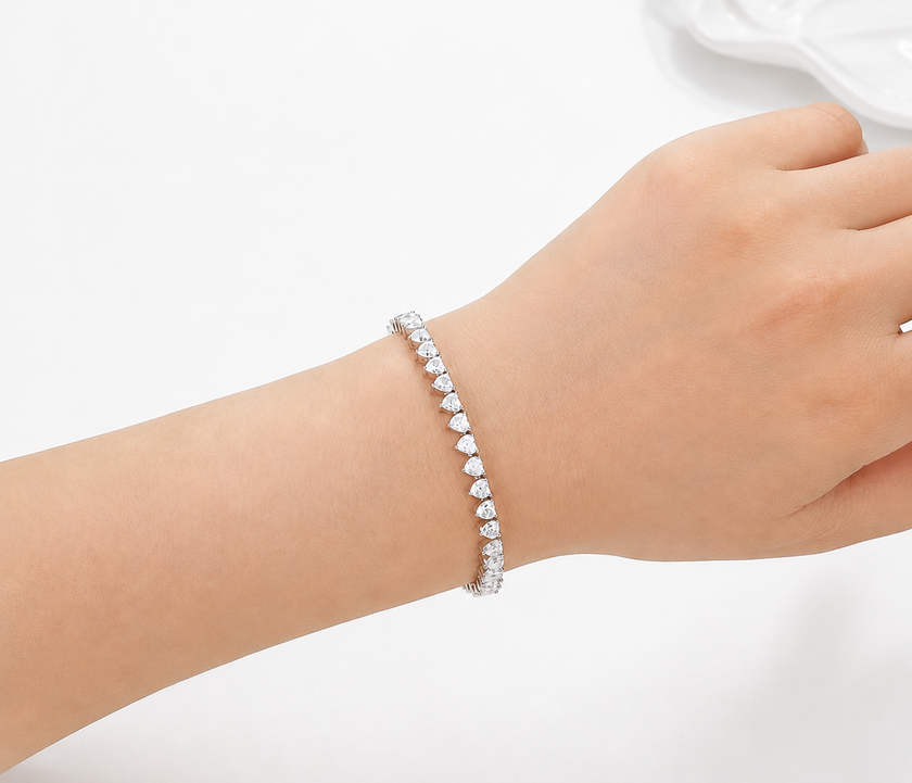 Portier Heart Tennis Bracelet